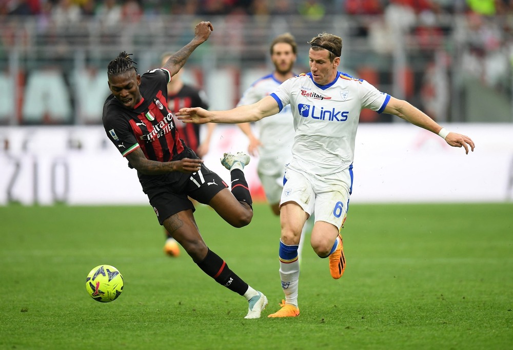 Nhận định soi kèo Lecce vs AC Milan lúc 01h45 ngày 30/8/2025 nhan-dinh-soi-keo-lecce-vs-ac-milan-luc-01h45-ngay-30-8-2025-1